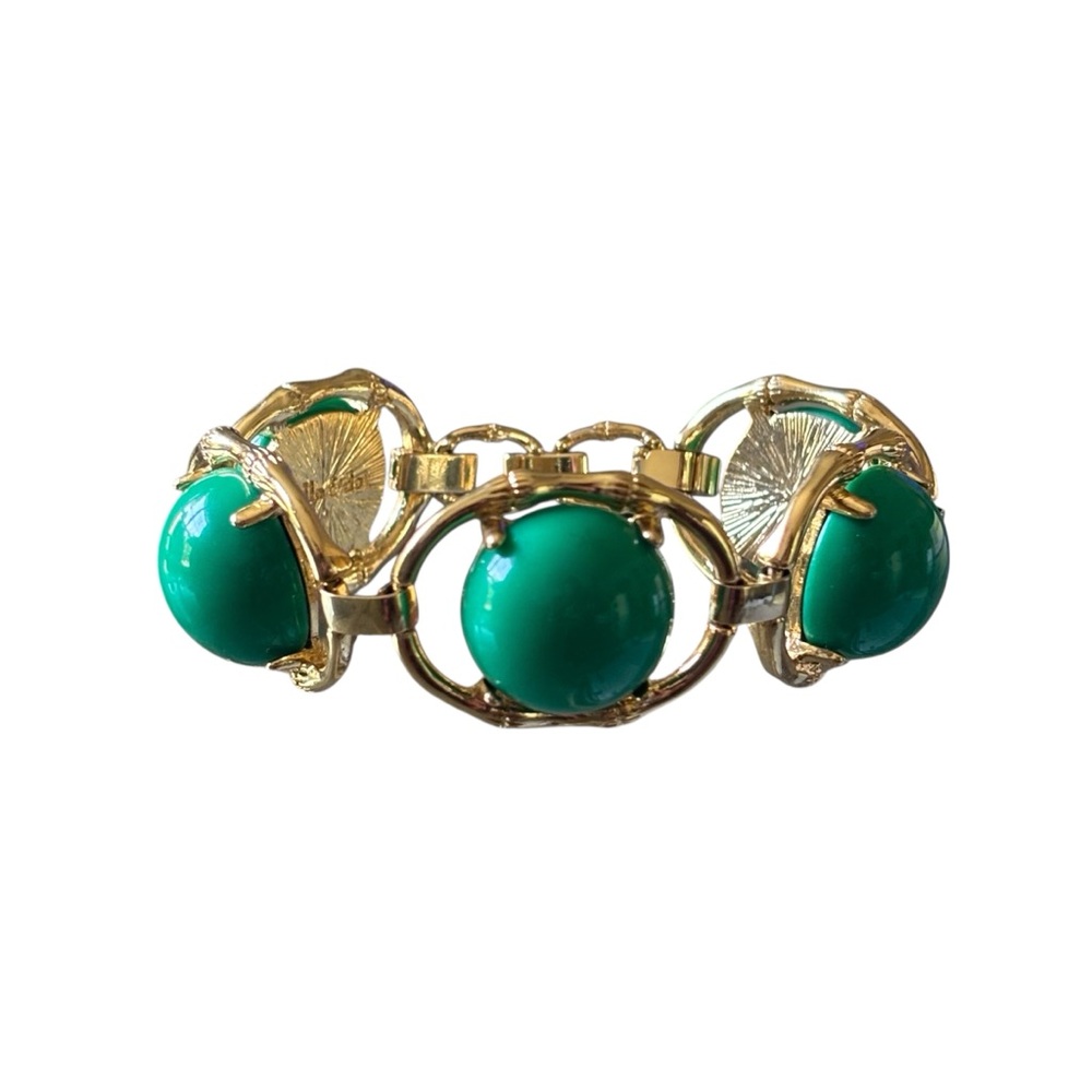 Stella & Dot Kelly green acrylic and gold toned Zinnia bracelet. One size